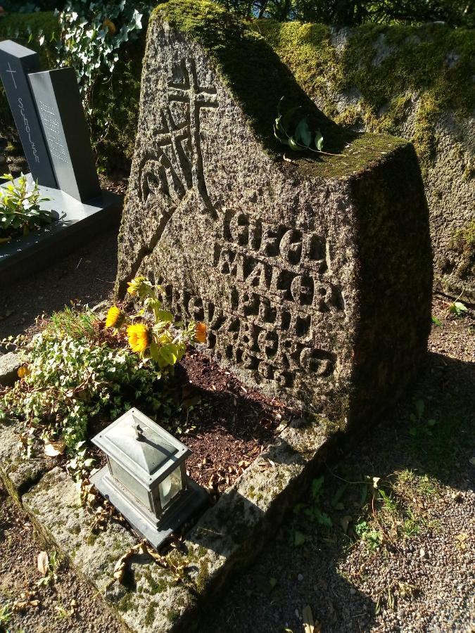 Haus Marion Appartement Daun Buitenkant foto