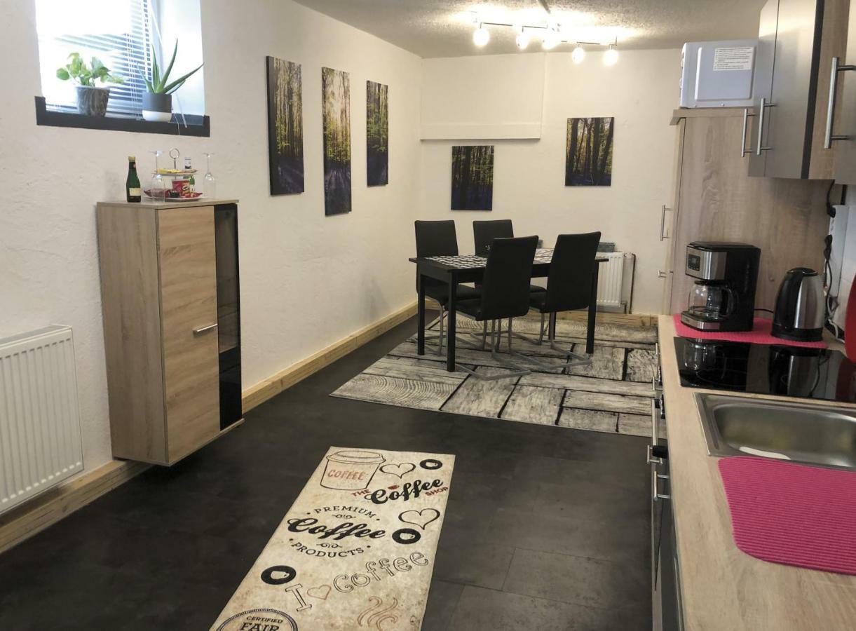 Haus Marion Appartement Daun Buitenkant foto